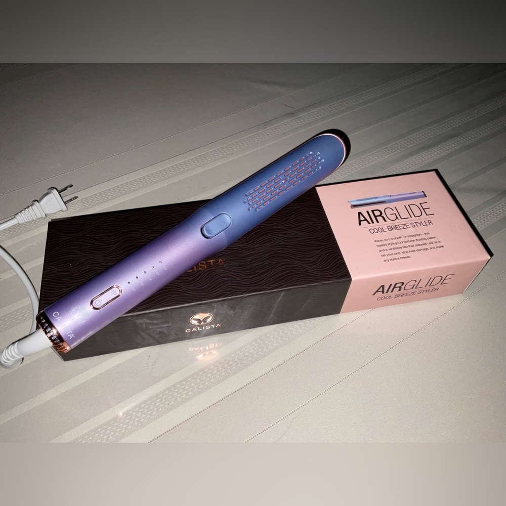 “New In Box” CALISTA 1” AirGlide Pro Cool Breeze Styler - Color “Blue Ombre” - Picture 4 of 12